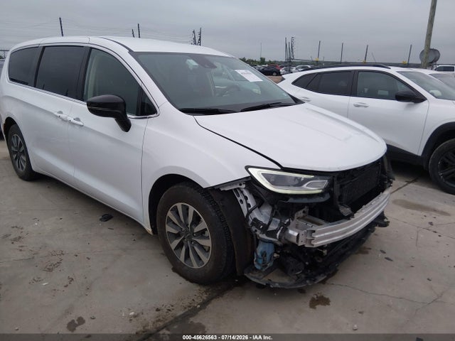 2024 CHRYSLER PACIFICA HYBRID SELECT - 1