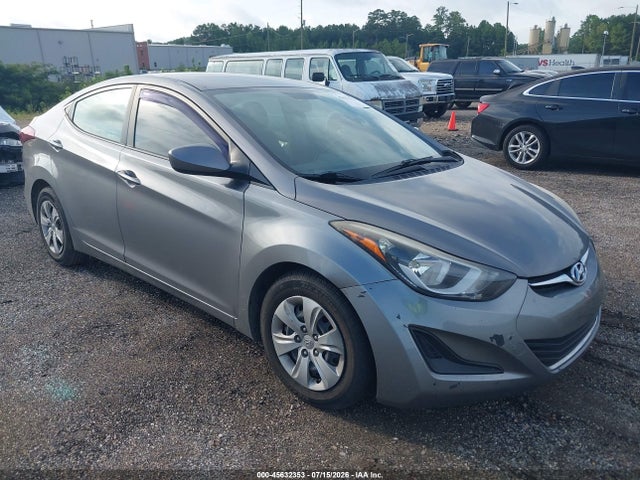 2016 HYUNDAI ELANTRA SE - 1