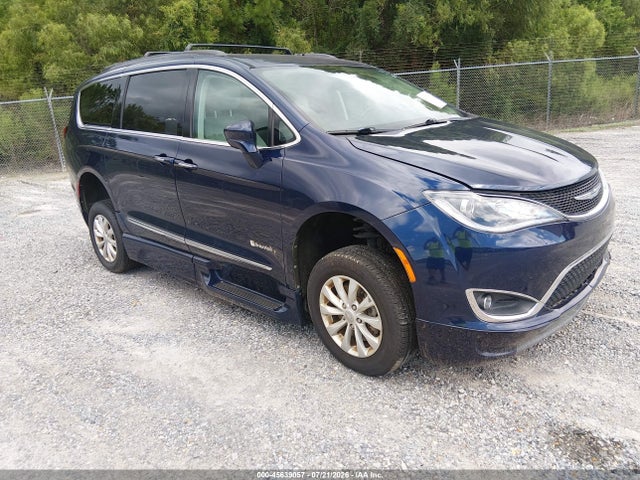 2017 CHRYSLER PACIFICA TOURING-L - 1