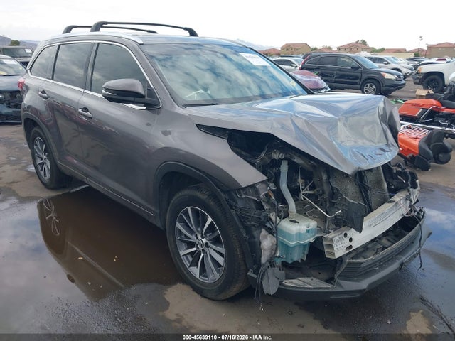 2018 TOYOTA HIGHLANDER XLE - 1