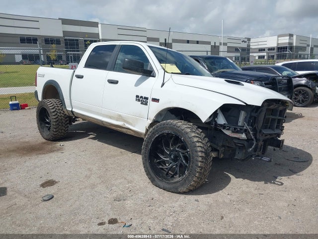 2020 RAM 1500 CLASSIC WARLOCK 4X2 5'7 BOX - 1