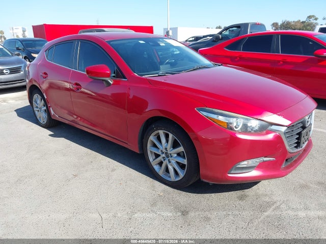 2017 MAZDA MAZDA3 TOURING - 1