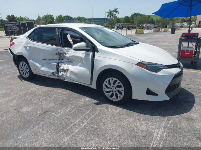 2018 TOYOTA COROLLA LE - 1