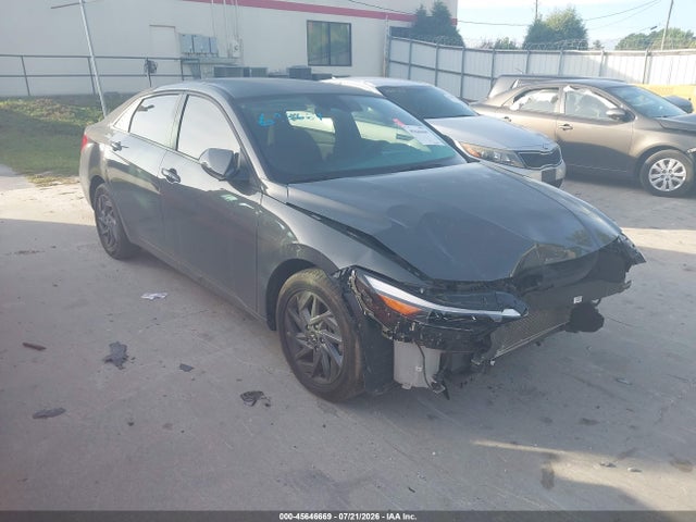 2024 HYUNDAI ELANTRA SEL - 1