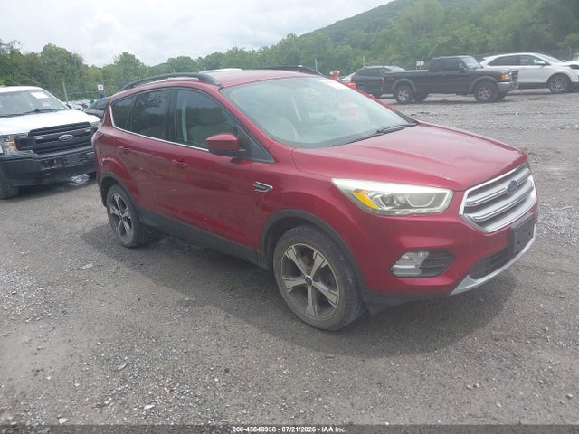 2017 FORD ESCAPE SE - 1