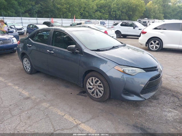 2019 TOYOTA COROLLA LE - 1