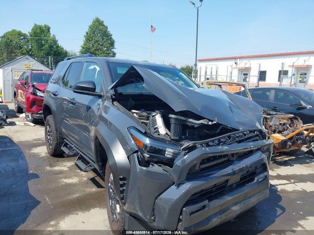 2025 TOYOTA 4RUNNER SR5 - 1