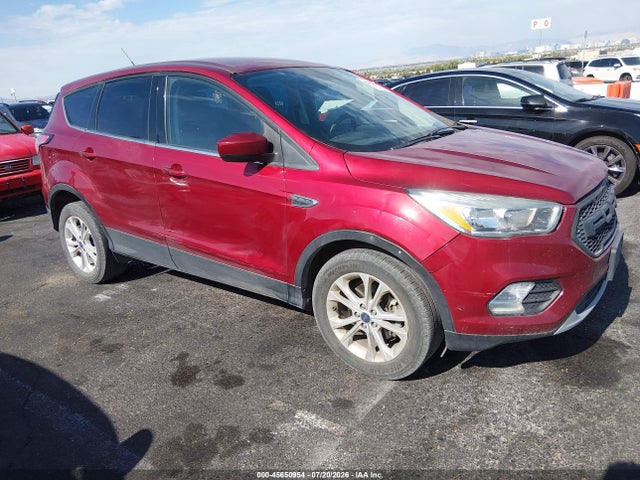 2017 FORD ESCAPE SE - 1