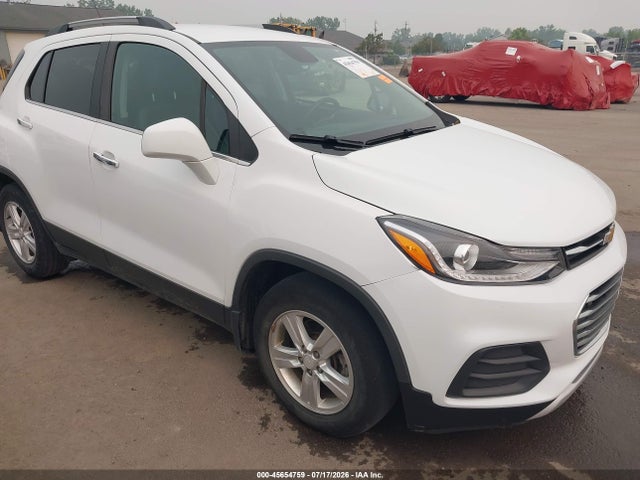 2019 CHEVROLET TRAX LT - 1