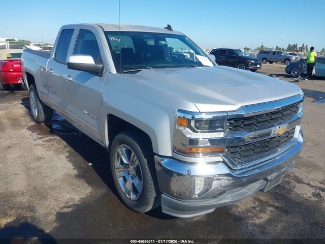 2017 CHEVROLET SILVERADO 1500 LT - 1