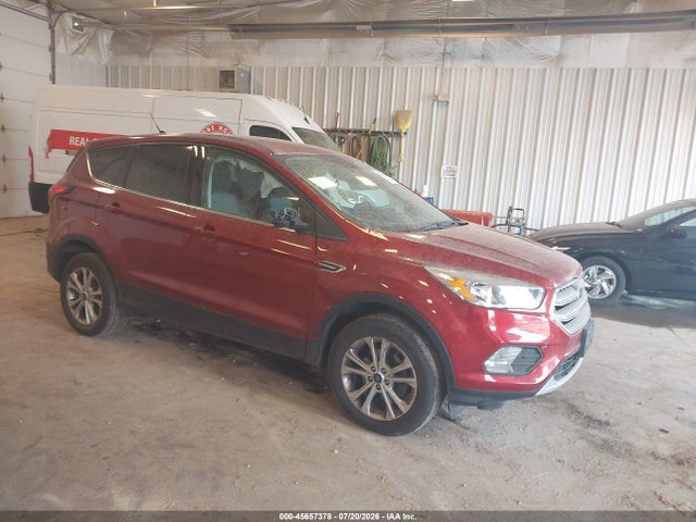 2019 FORD ESCAPE SE - 1
