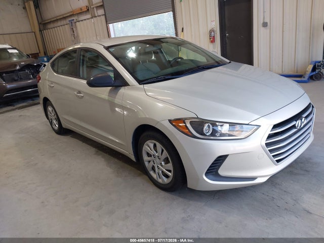 2017 HYUNDAI ELANTRA SE - 1