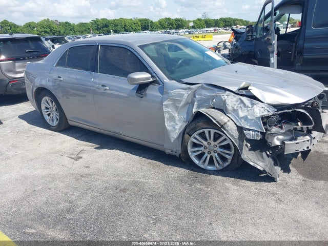 2017 CHRYSLER 300 LIMITED - 1