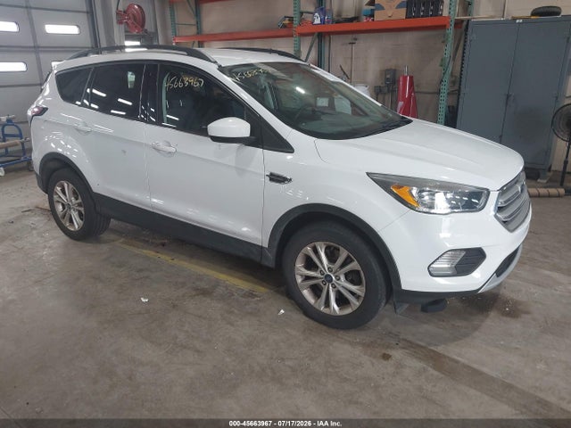 2018 FORD ESCAPE SE - 1