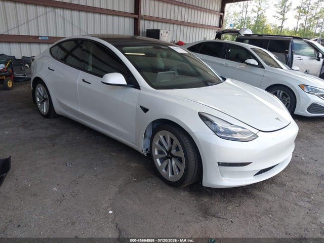 2021 TESLA MODEL 3 STANDARD RANGE PLUS REAR-WHEEL DRIVE - 1