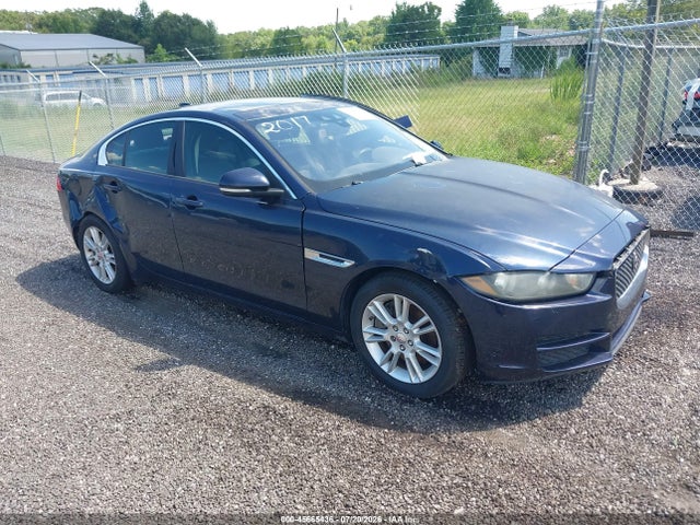 2017 JAGUAR XE 25T PREMIUM - 1