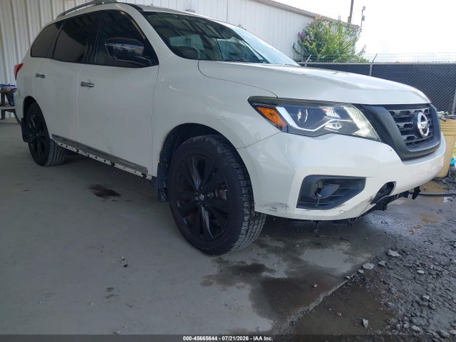2017 NISSAN PATHFINDER PLATINUM - 1