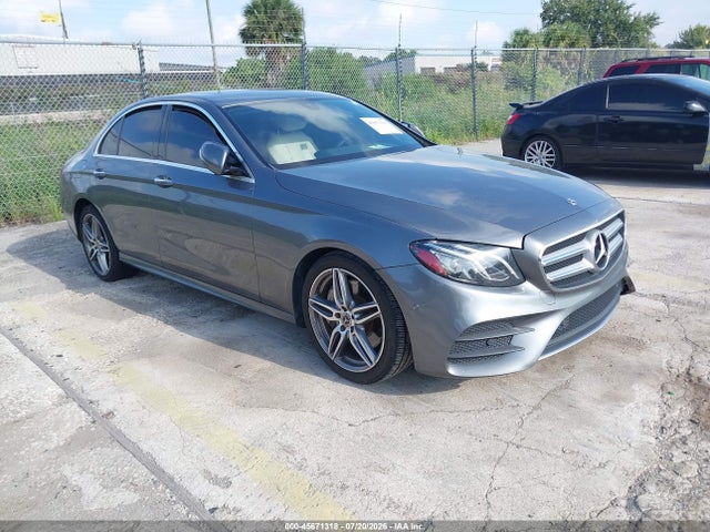 2018 MERCEDES-BENZ E 300 - 1