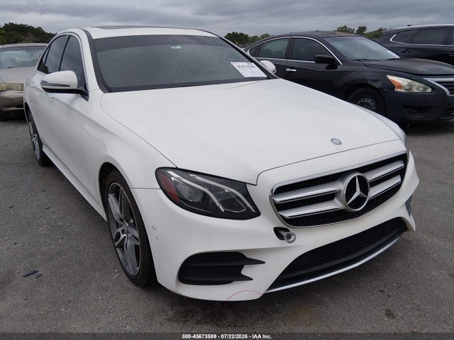 2017 MERCEDES-BENZ E 300 - 1