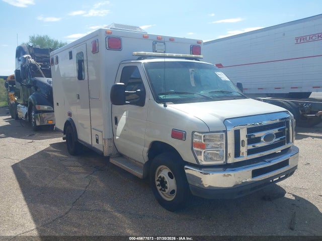 2016 FORD E-350 CUTAWAY - 1