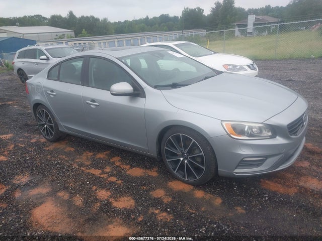 2017 VOLVO S60 T5 DYNAMIC - 1