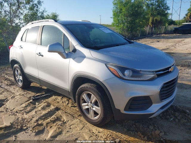 2019 CHEVROLET TRAX LT - 1