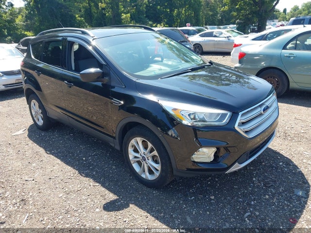 2017 FORD ESCAPE SE - 1