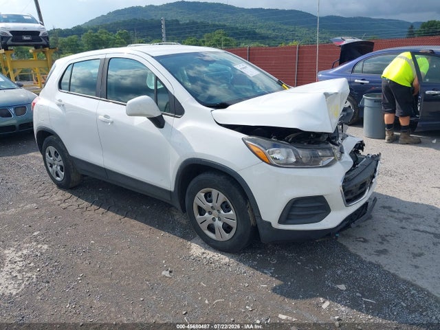 2018 CHEVROLET TRAX LS - 1