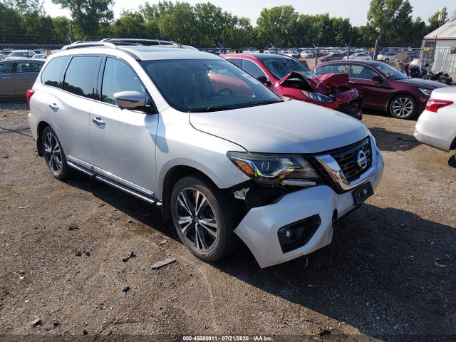 2017 NISSAN PATHFINDER PLATINUM - 1
