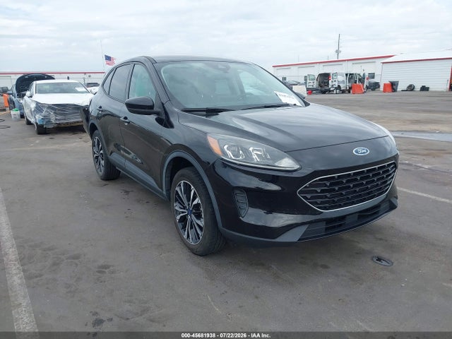2021 FORD ESCAPE SE - 1