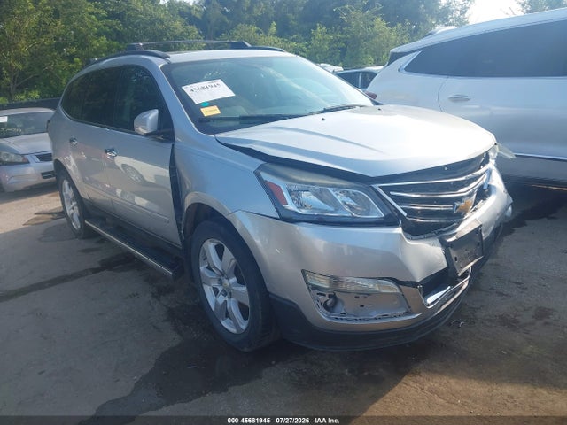 2017 CHEVROLET TRAVERSE LT - 1