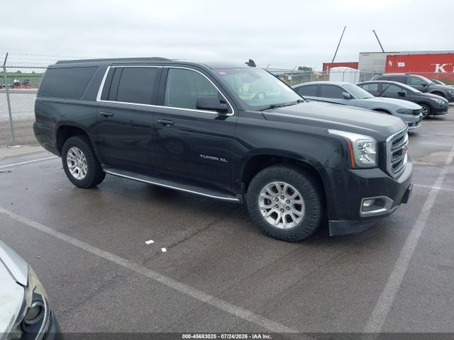 2017 GMC YUKON XL SLT - 1