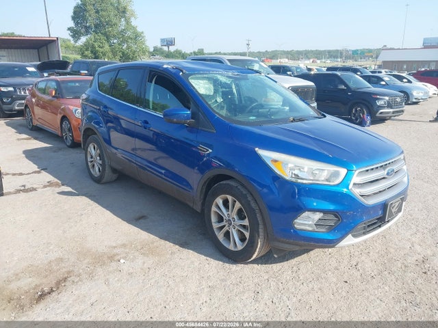 2017 FORD ESCAPE SE - 1