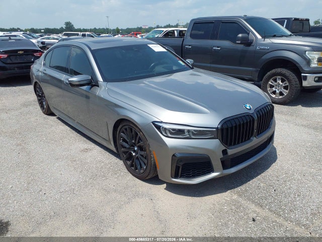 2020 BMW 740I - 1