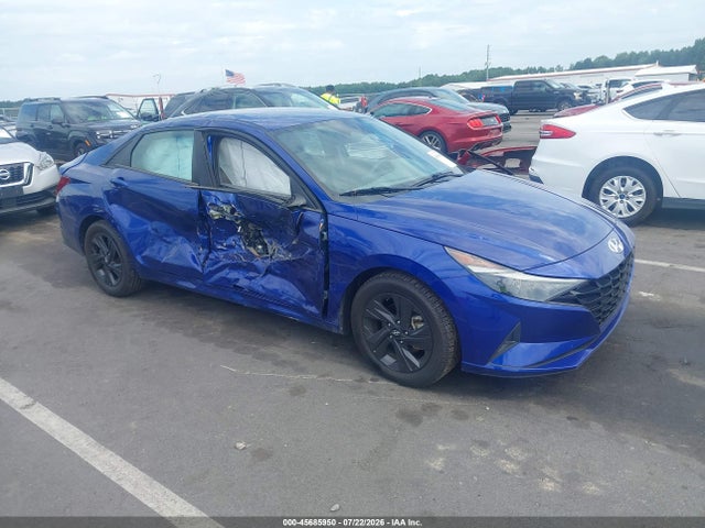 2022 HYUNDAI ELANTRA SEL - 1