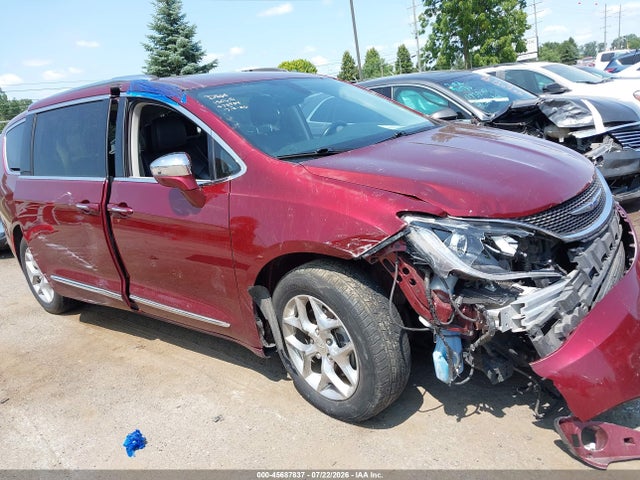 2019 CHRYSLER PACIFICA LIMITED - 1