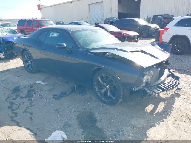 2018 DODGE CHALLENGER SXT - 1