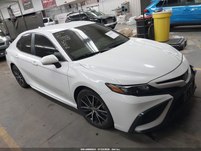 2022 TOYOTA CAMRY SE - 1