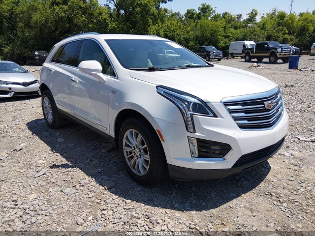2017 CADILLAC XT5 STANDARD - 1
