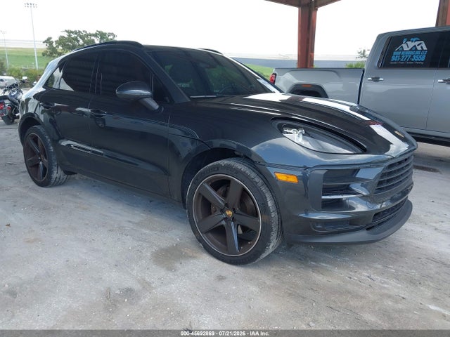 2019 PORSCHE MACAN - 1