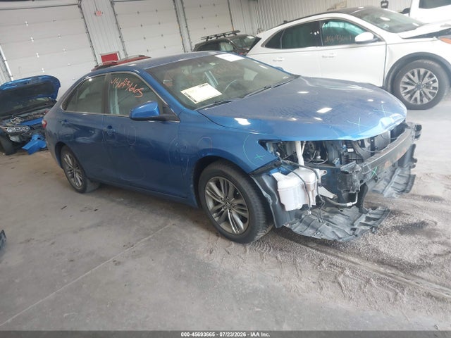 2017 TOYOTA CAMRY SE - 1