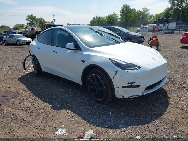 2025 TESLA MODEL Y LONG RANGE DUAL MOTOR ALL-WHEEL DRIVE - 1
