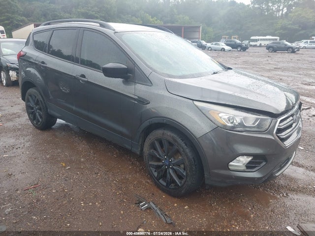 2019 FORD ESCAPE SE - 1