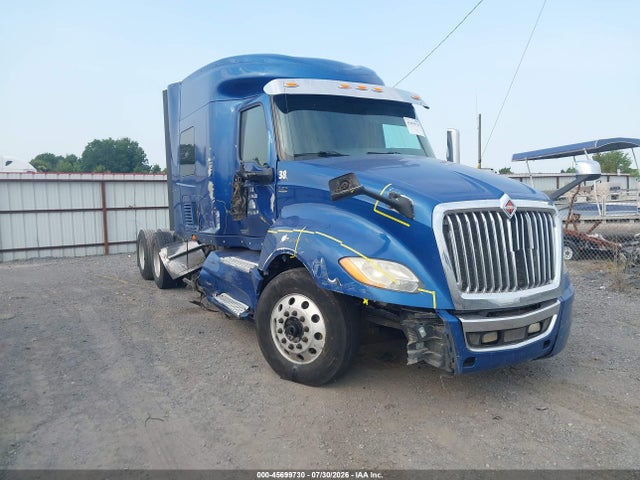 2019 INTERNATIONAL LT - 1