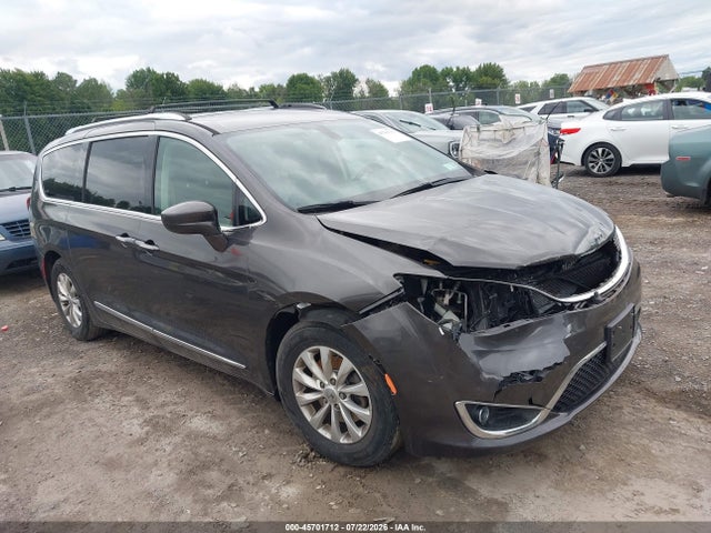 2018 CHRYSLER PACIFICA TOURING L - 1