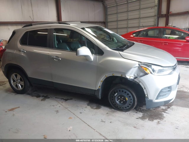 2019 CHEVROLET TRAX LT - 1