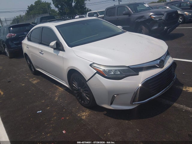 2018 TOYOTA AVALON TOURING - 1