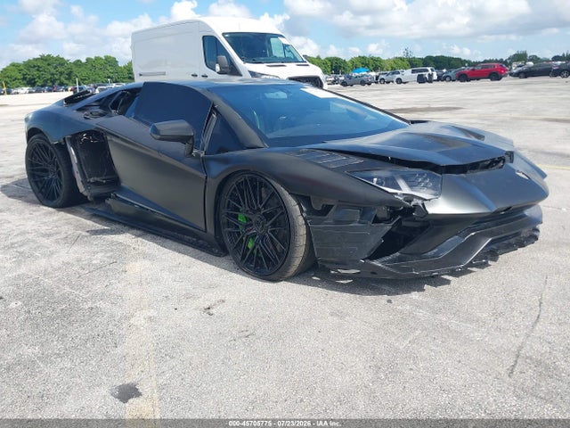 2018 LAMBORGHINI AVENTADOR S - 1