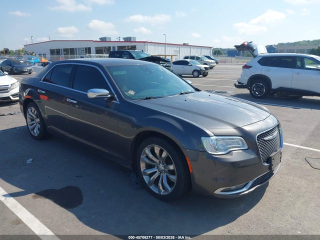 2019 CHRYSLER 300 LIMITED - 1