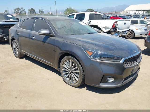 2017 KIA CADENZA PREMIUM - 1
